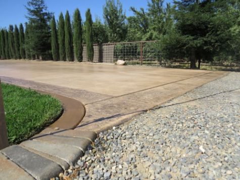 this image shows fullerton concrete driveways